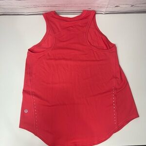 Lululemon sculpt tank top coral color size 2